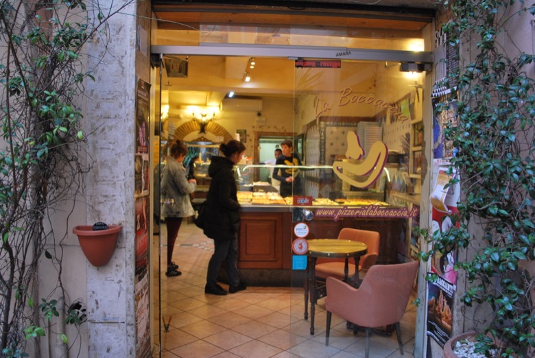 La Boccaccia Rome - Passionate pizza maker
